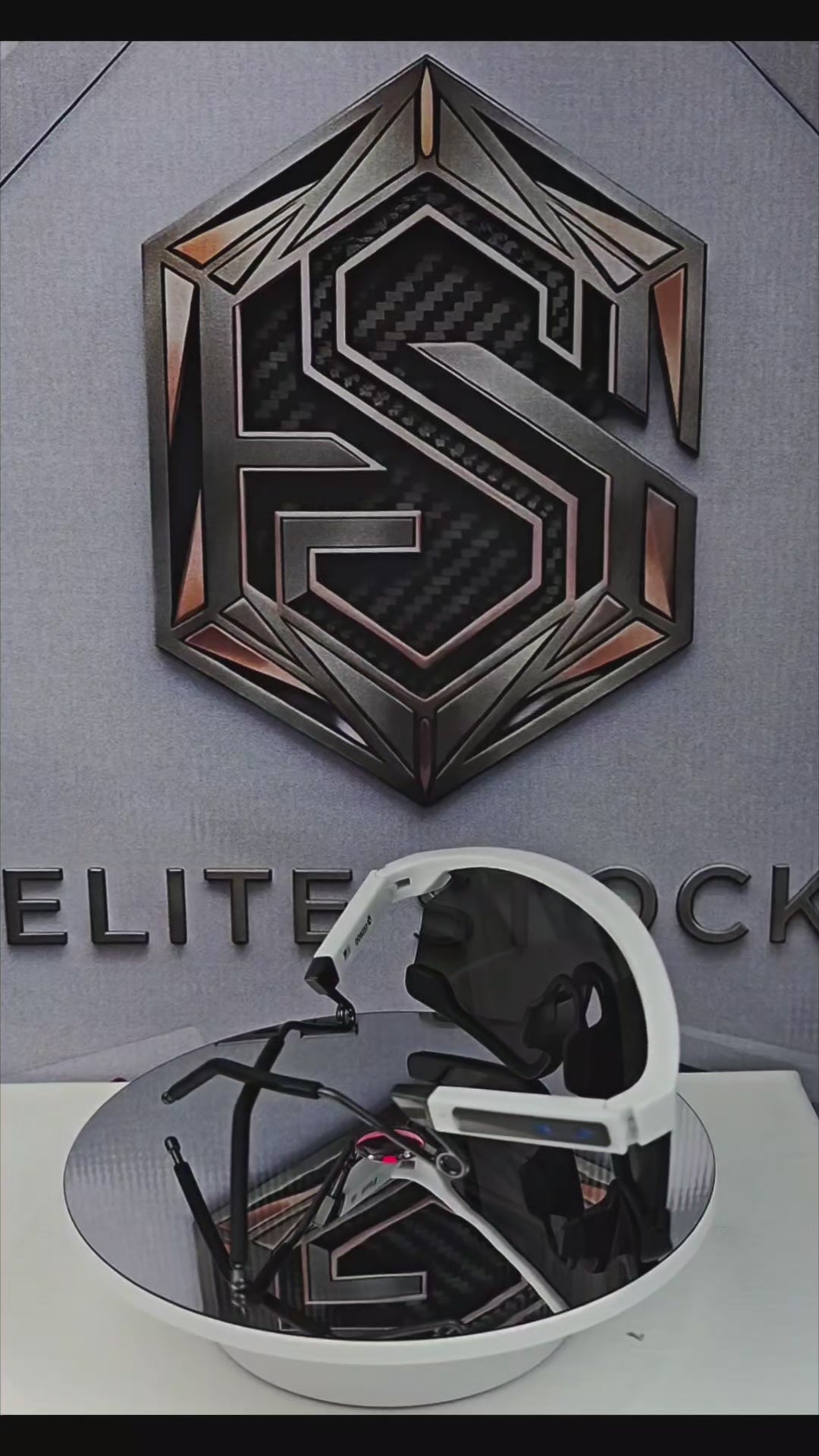 Oakley Kato / Encoder Strike Hybrid Performance – White & Prizm Sapphire Edition