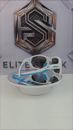 OAKLEY PLAZMA // MATTE WHITE & PRIZM SAPPHIRE: RENDIMIENTO GEOMÉTRICO SIN LÍMITES