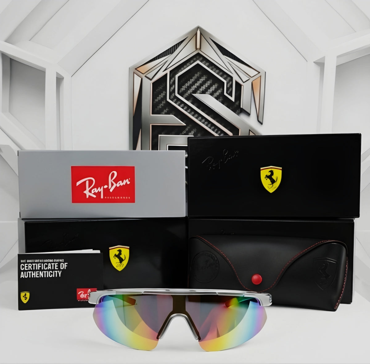 Ray-Ban x Scuderia Ferrari Shield Performance (Edición Humo / Gris Translúcido)