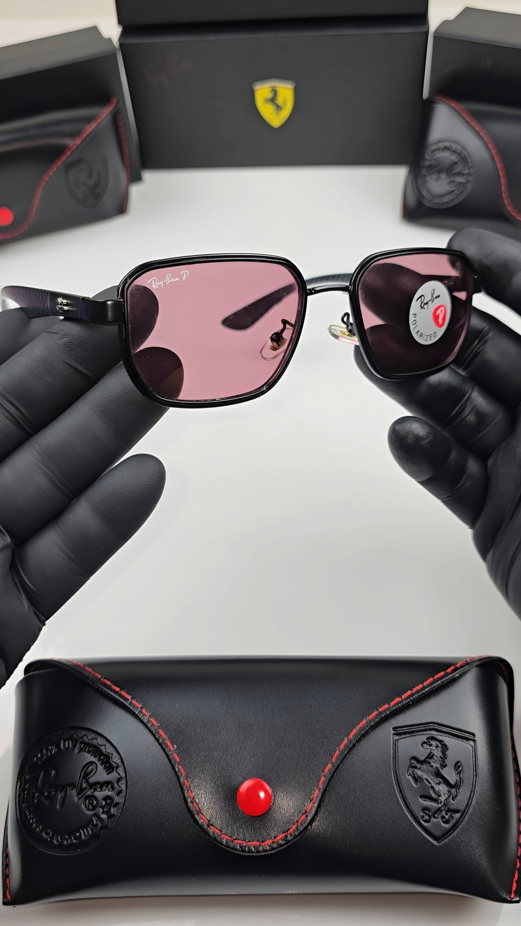 🏎️ Ray-Ban x Scuderia Ferrari (Edición Fibra de Carbono) 🏎️