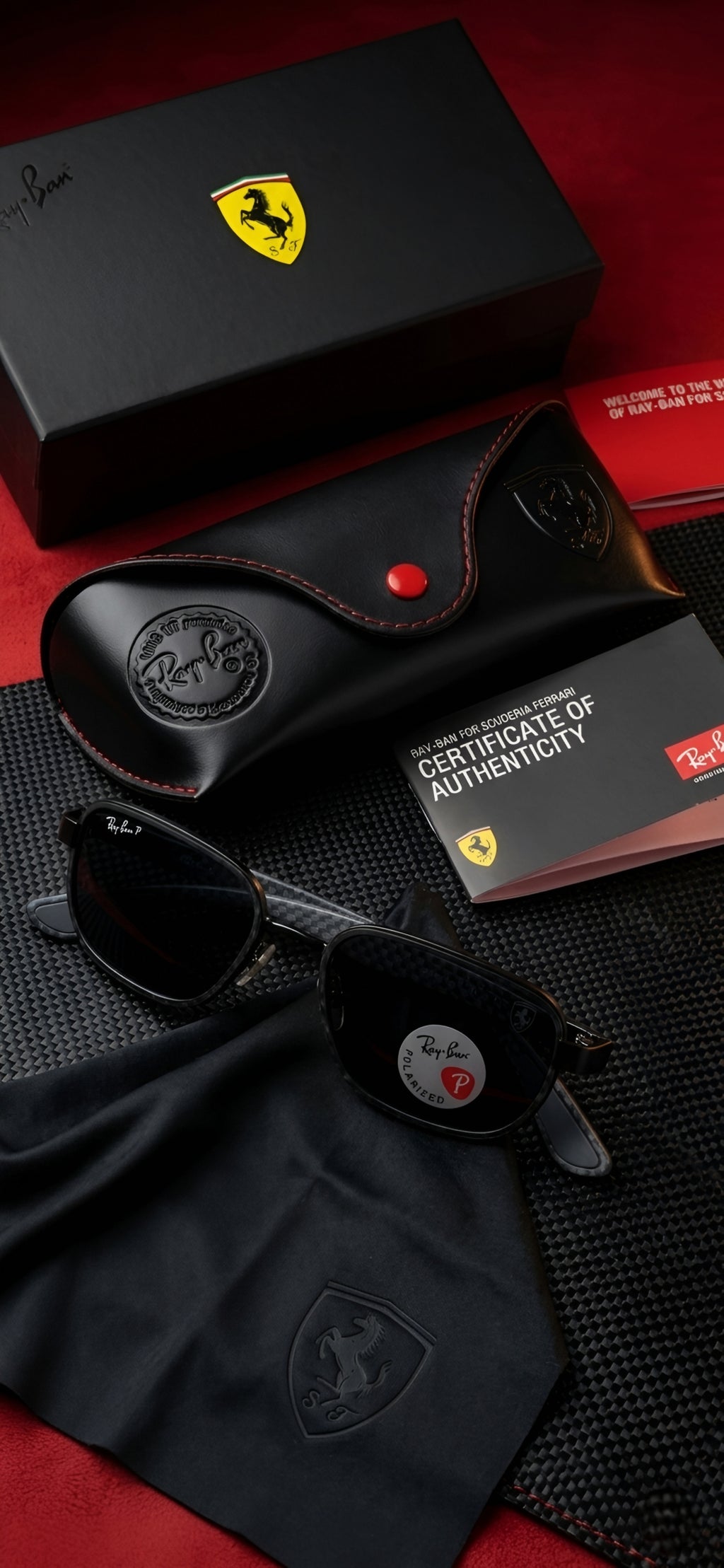 🏎️ Ray-Ban x Scuderia Ferrari (Edición Fibra de Carbono) 🏎️