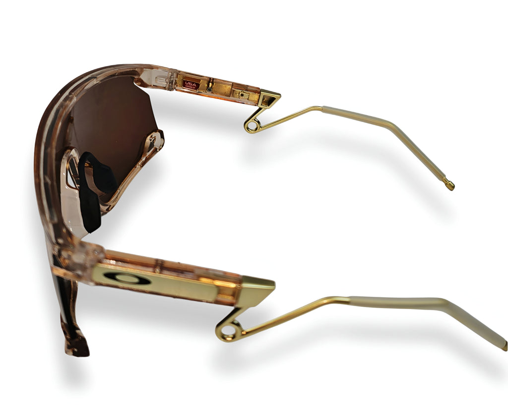 🔥 OAKLEY BXTR METAL – CHAMPAGNE CRYSTAL & GOLD 🔥