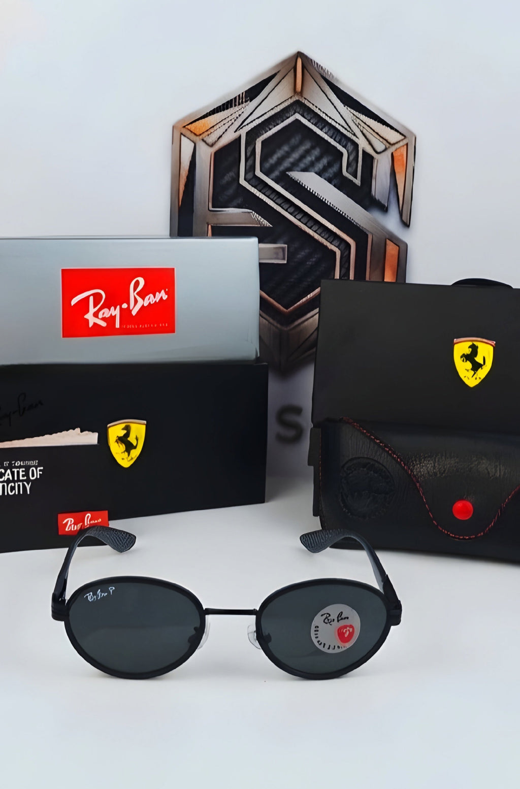 RayBan x Ferrari Oval / Fibra De Carbono/ Marco Negro (Ref: RB32112)