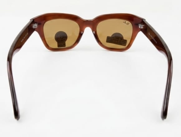 Ray-Ban Street: Estilo Urbano Imparable.