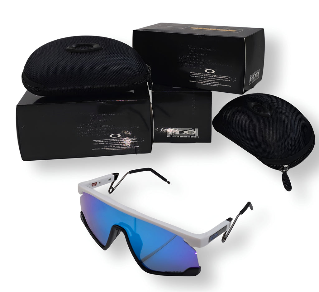 Oakley Kato / Encoder Strike Hybrid Performance – White & Prizm Sapphire Edition