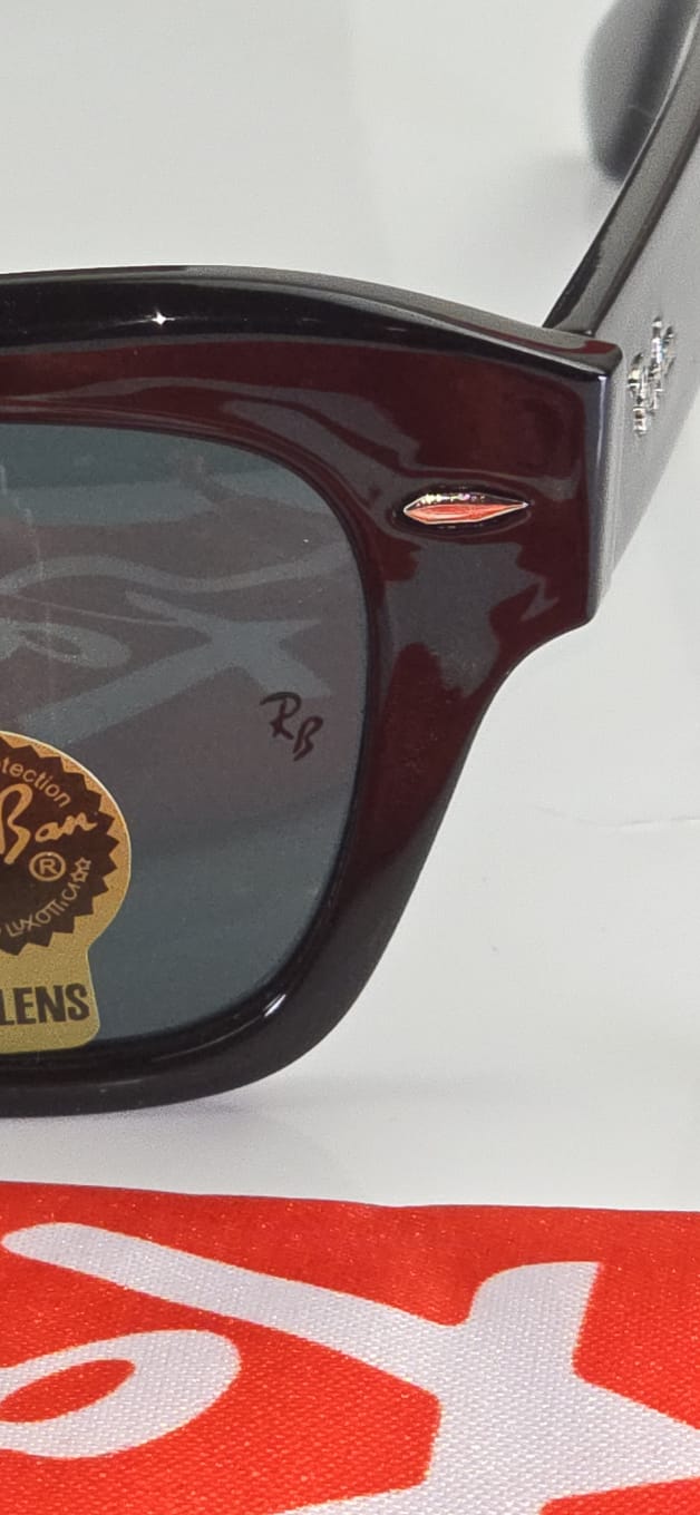 Ray-Ban Street: Estilo Urbano Imparable.
